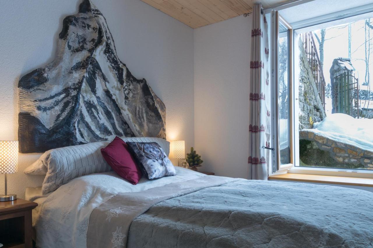 Bed and Breakfast La Ferme Des Aretes La Chaux De Fonds Exterior foto
