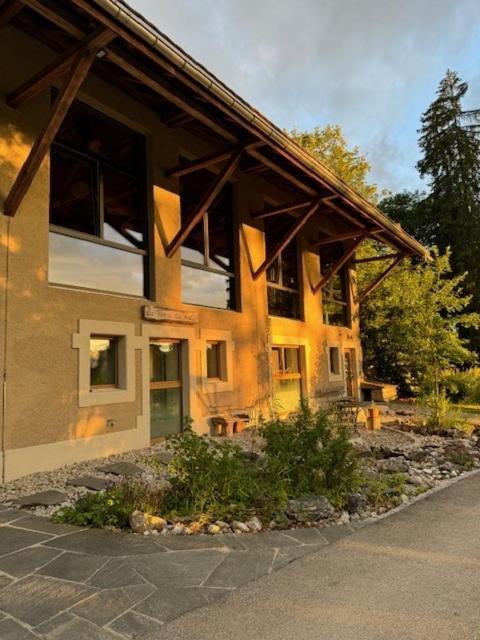 Bed and Breakfast La Ferme Des Aretes La Chaux De Fonds Exterior foto