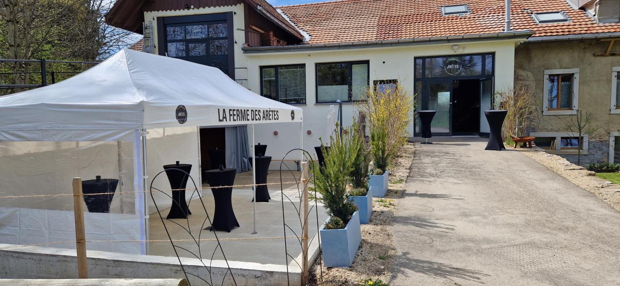 Bed and Breakfast La Ferme Des Aretes La Chaux De Fonds Exterior foto
